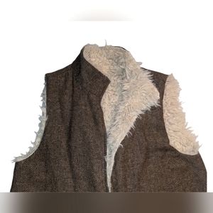 Boutique 2 sided reversible fluffy vest